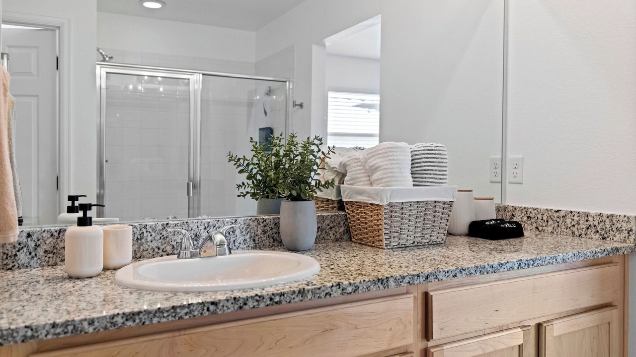 Photo of Bathroom in Commerce City