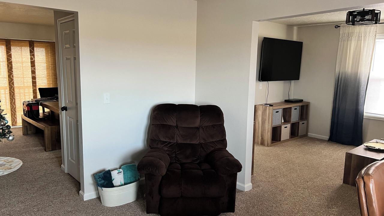 Photo of Livingroom in Saratoga