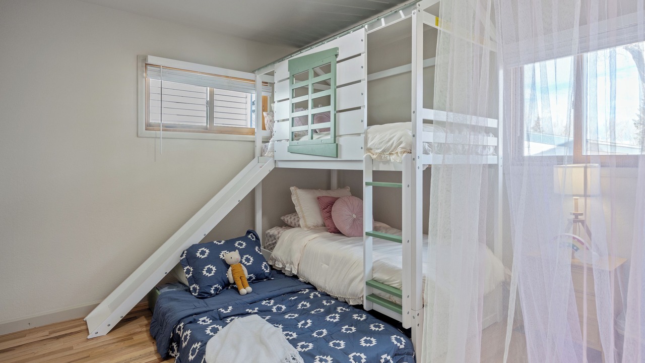 Photo of Bedroom in Laramie