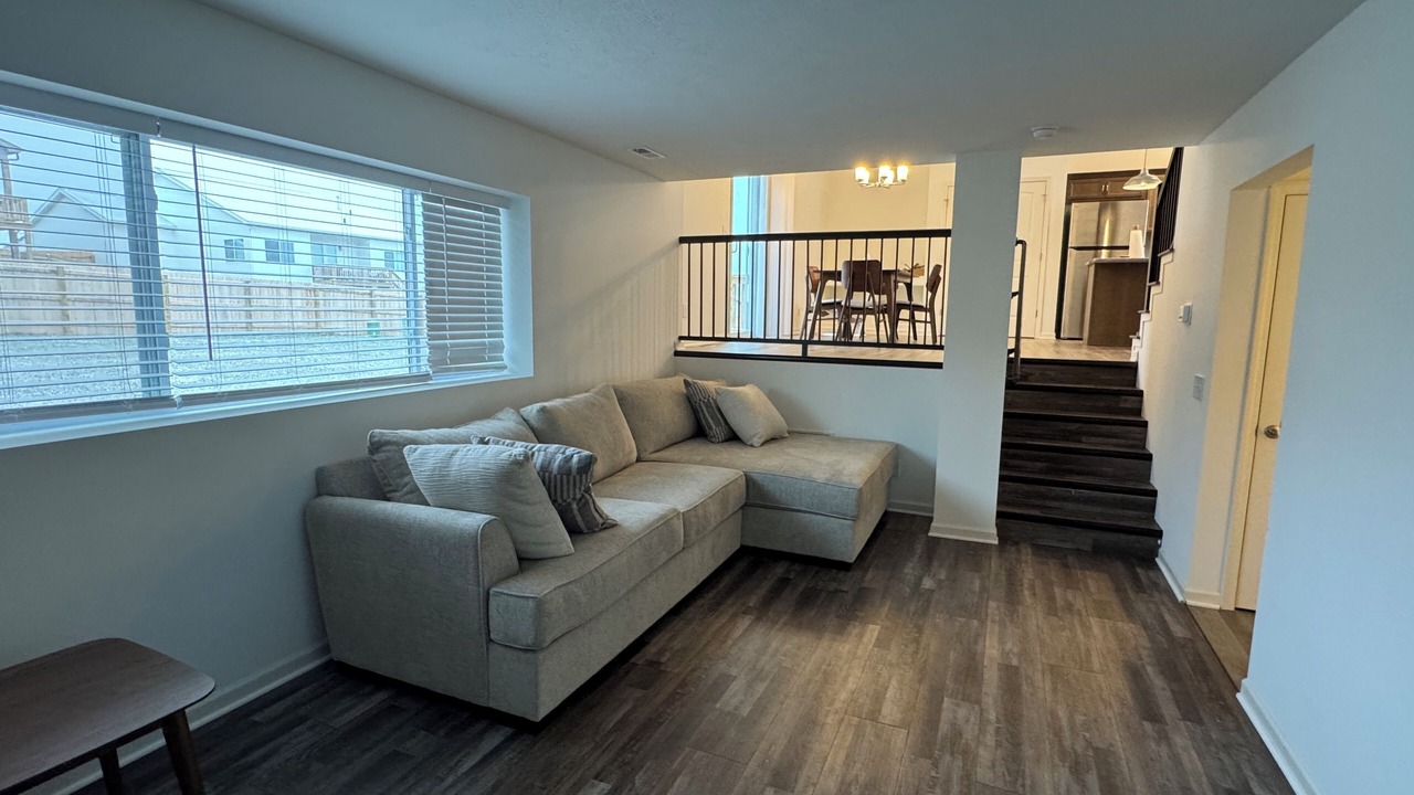 Photo of Livingroom in LaPlatte I