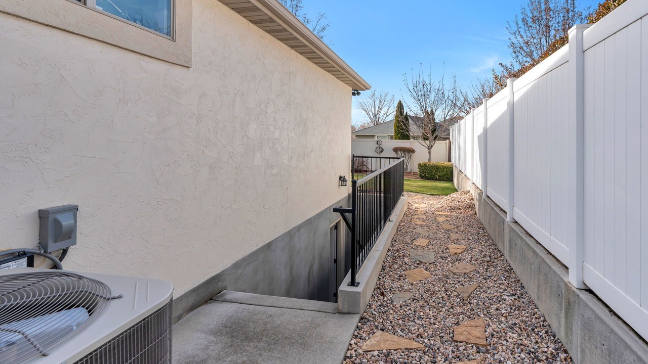 Photo of Outdoor in Pleasant Grove