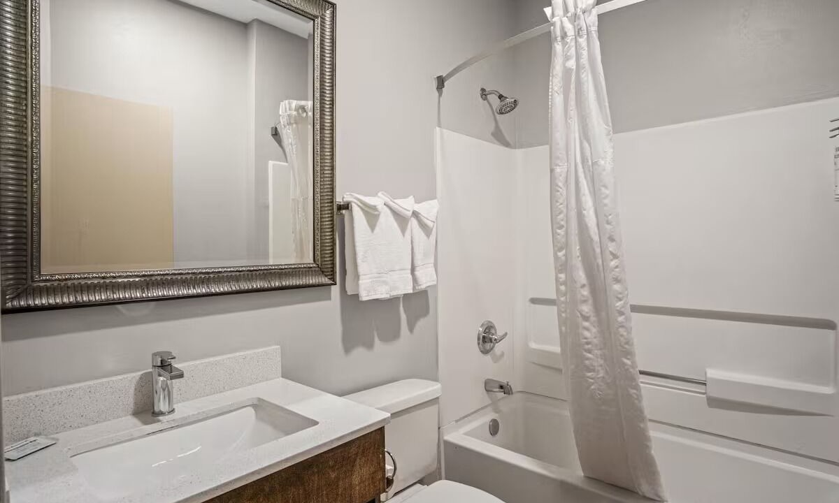 Photo of Bathroom in Blue Springs