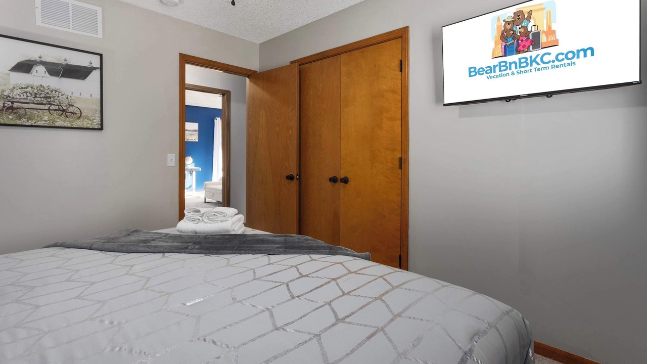 Photo of Bedroom in Olathe