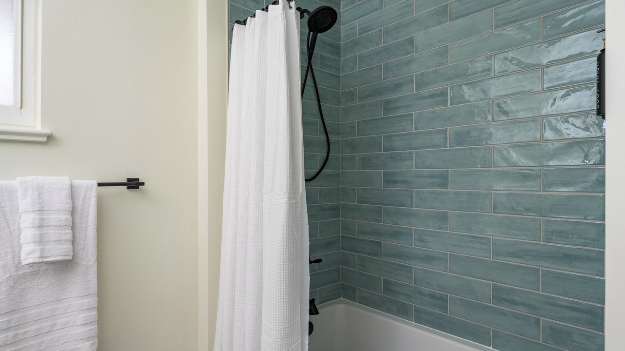 Photo of Bathroom in Lamar Heights Area