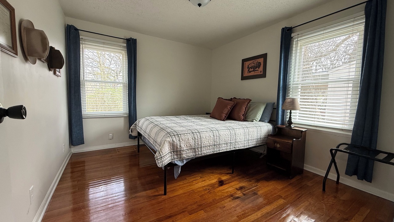 Photo of Bedroom in Topeka