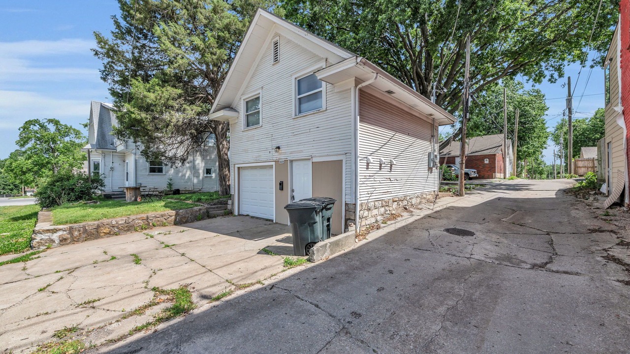 Photo of Outdoor in Riverview