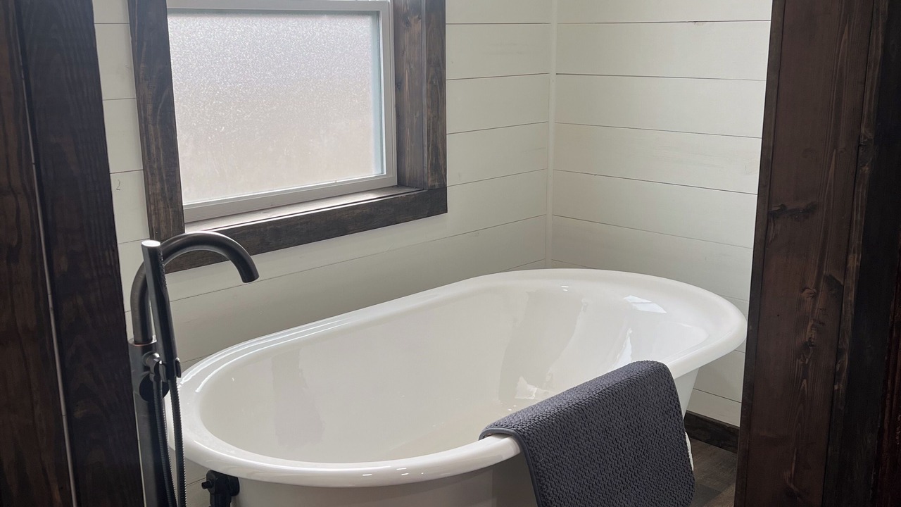 Photo of Bathroom in Labette County