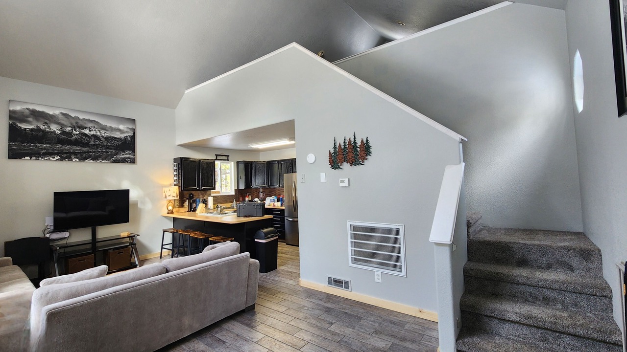 Photo of Livingroom in Casper Mountain