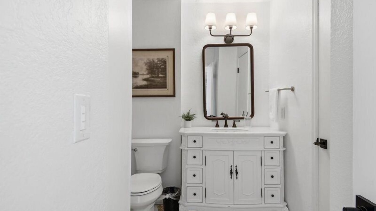 Photo of Bathroom in Vinita