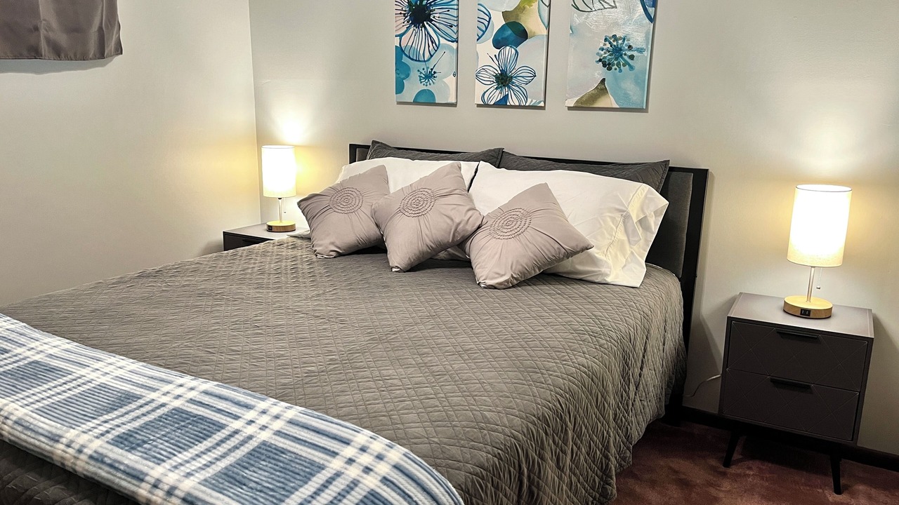Photo of Bedroom in Lindsborg