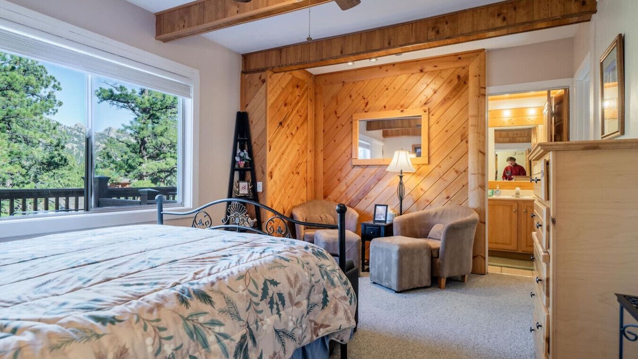 Photo of Bedroom in Estes Park