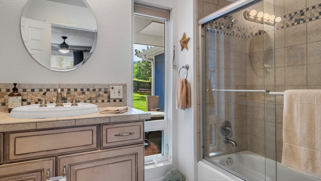 Photo of Bathroom in Skyway