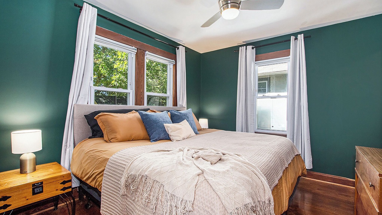 Photo of Bedroom in Rosedale