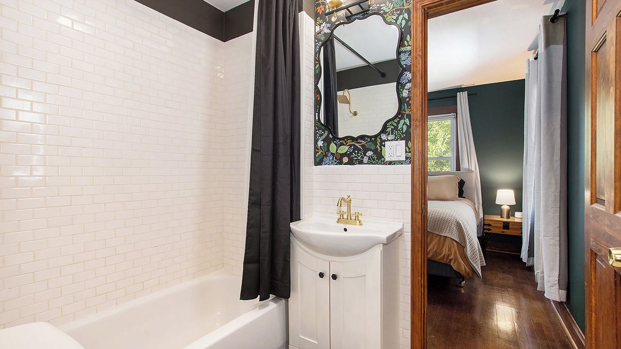 Photo of Bathroom in Rosedale