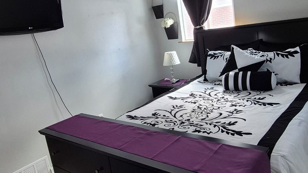 Photo of Bedroom in Montrose