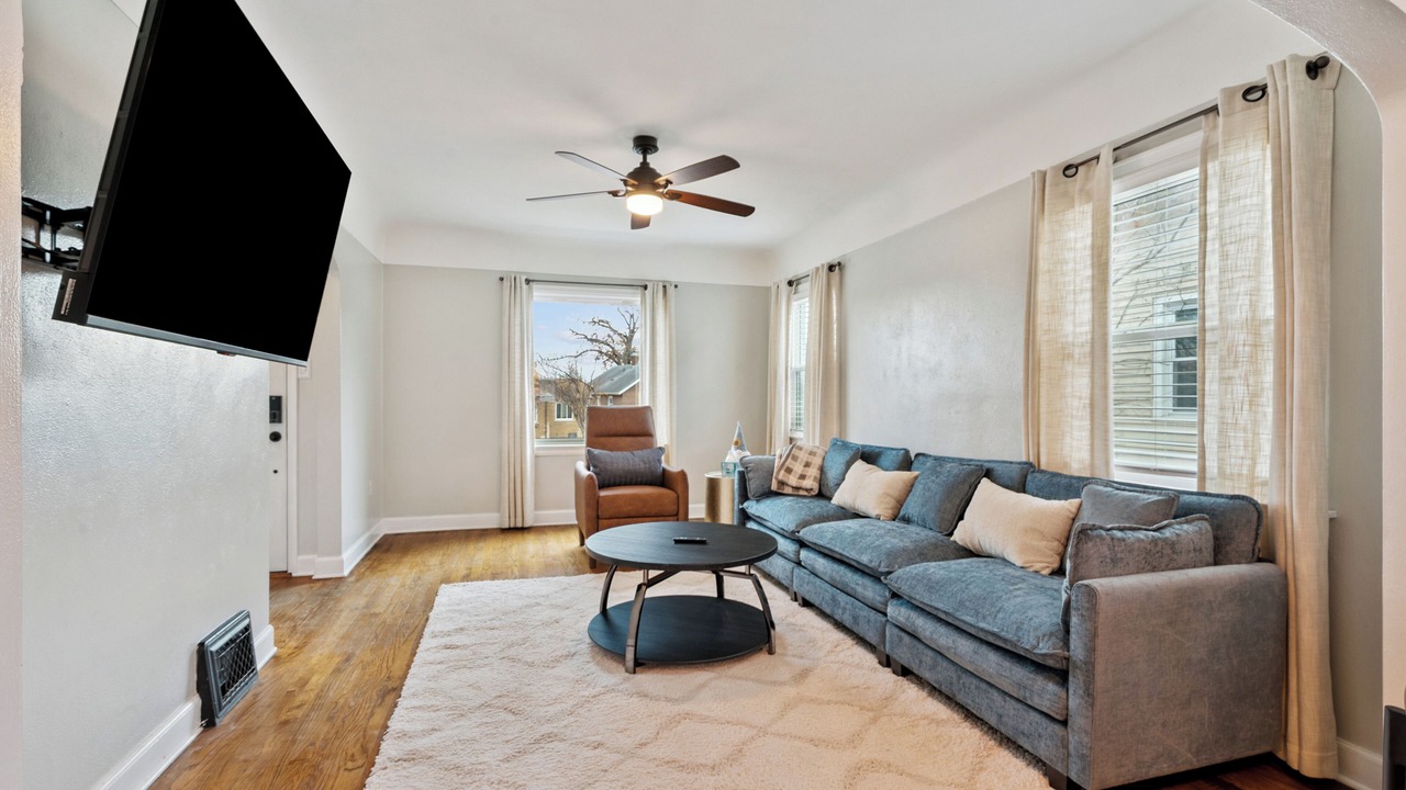 Photo of Livingroom in Cedar Rapids