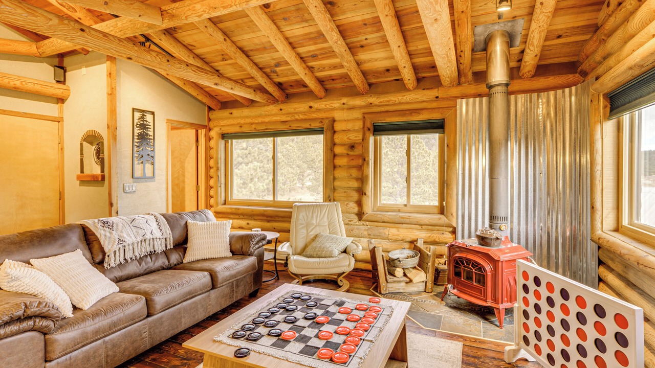 Photo of Livingroom in Angel Fire