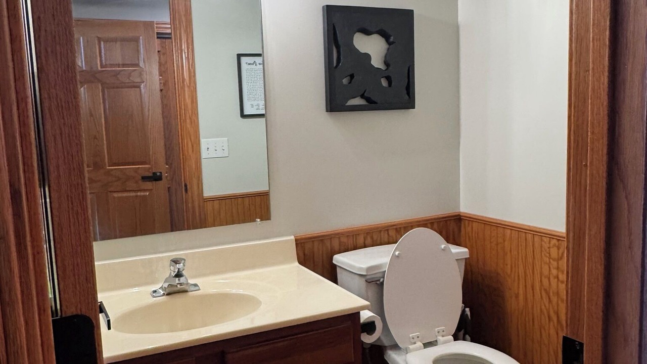 Photo of Bathroom in Lamont