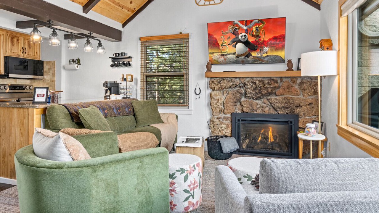 Photo of Livingroom in Estes Park
