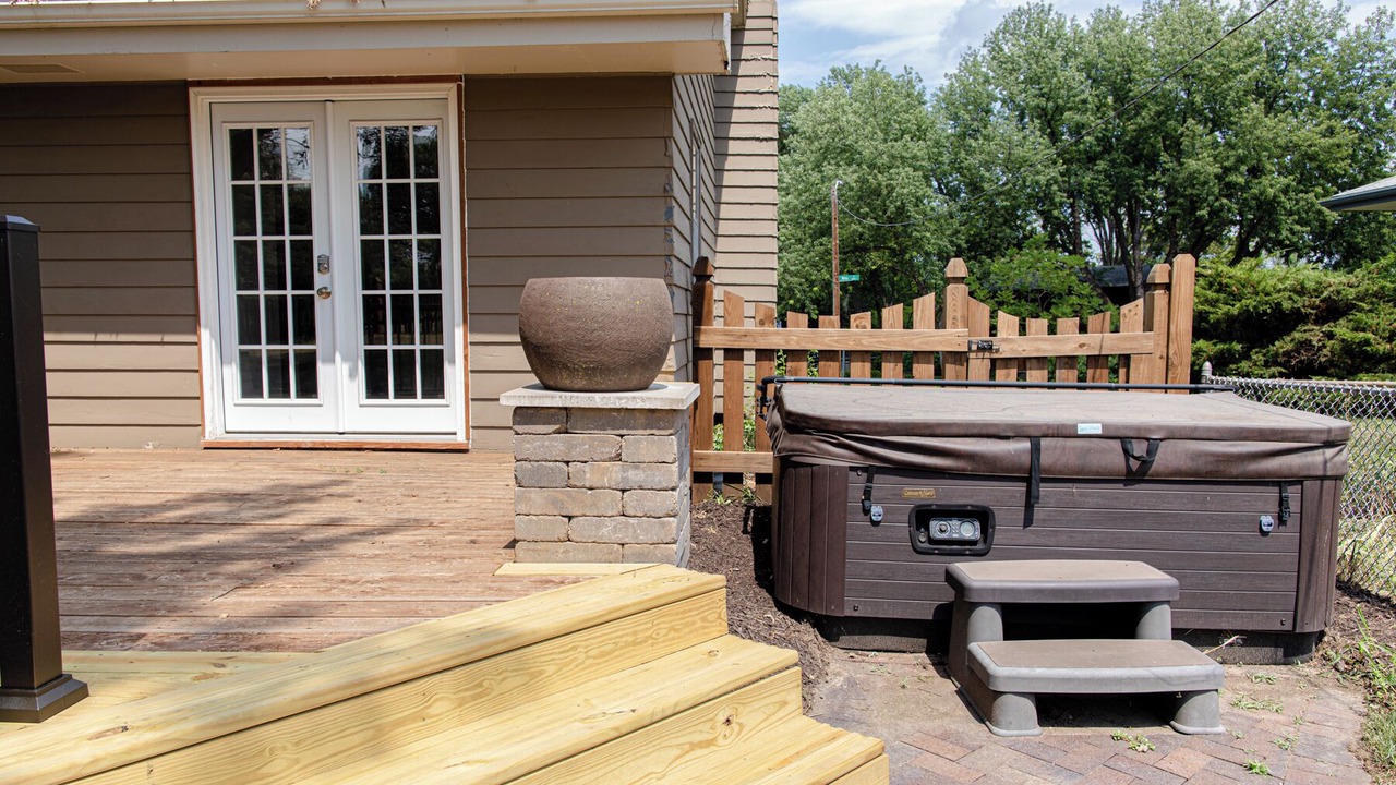 Photo of Patio Balcony in South Central Omaha