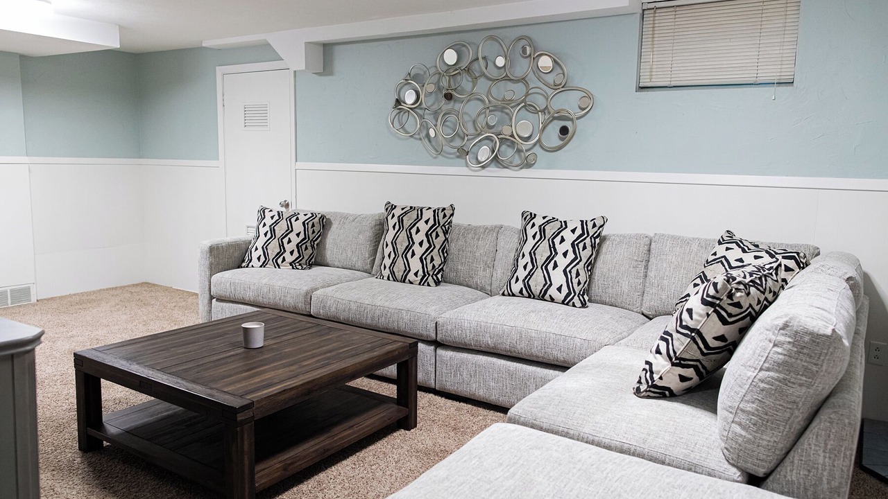 Photo of Livingroom in South Central Omaha