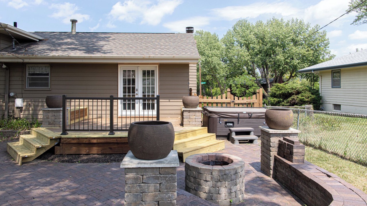 Photo of Patio Balcony in South Central Omaha