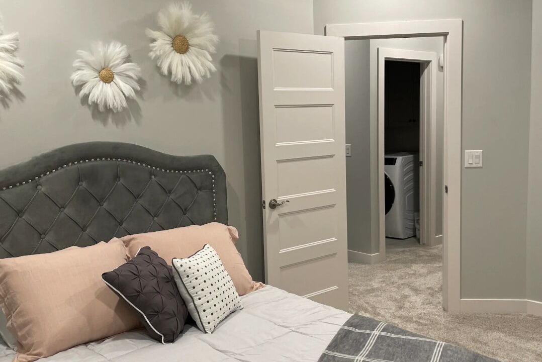 Photo of Bedroom in Dundee-Happy Hollow Historic District
