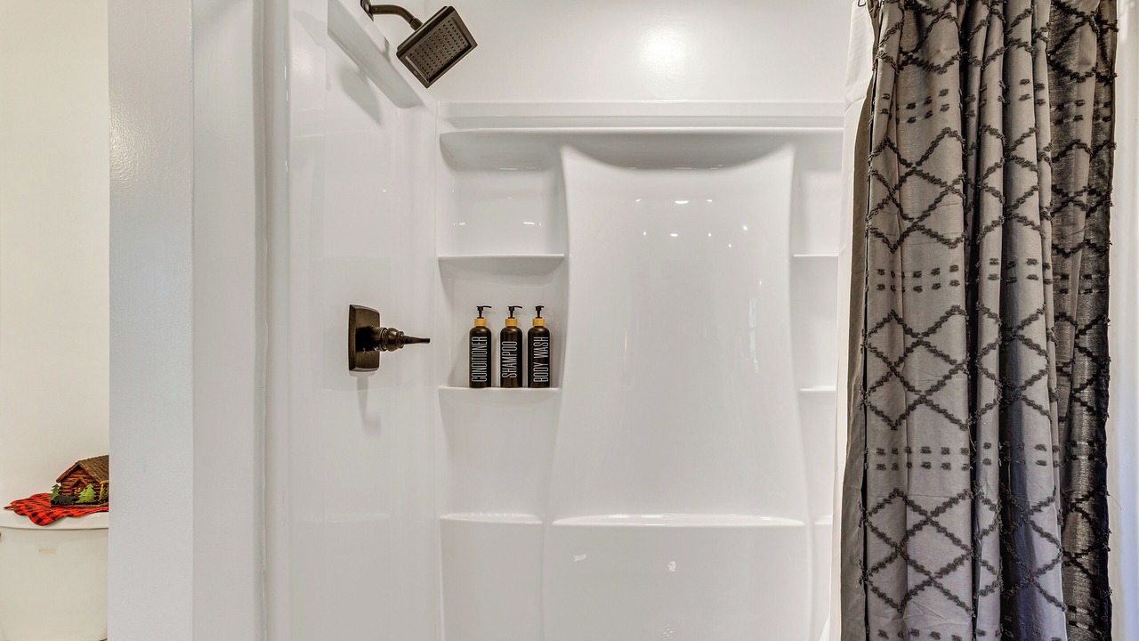 Photo of Bathroom in Comanche County