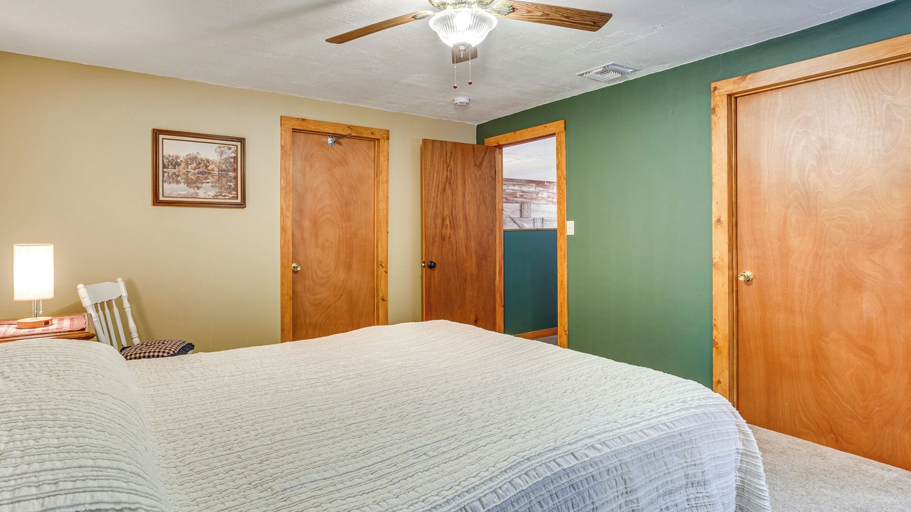 Photo of Bedroom in Comanche County