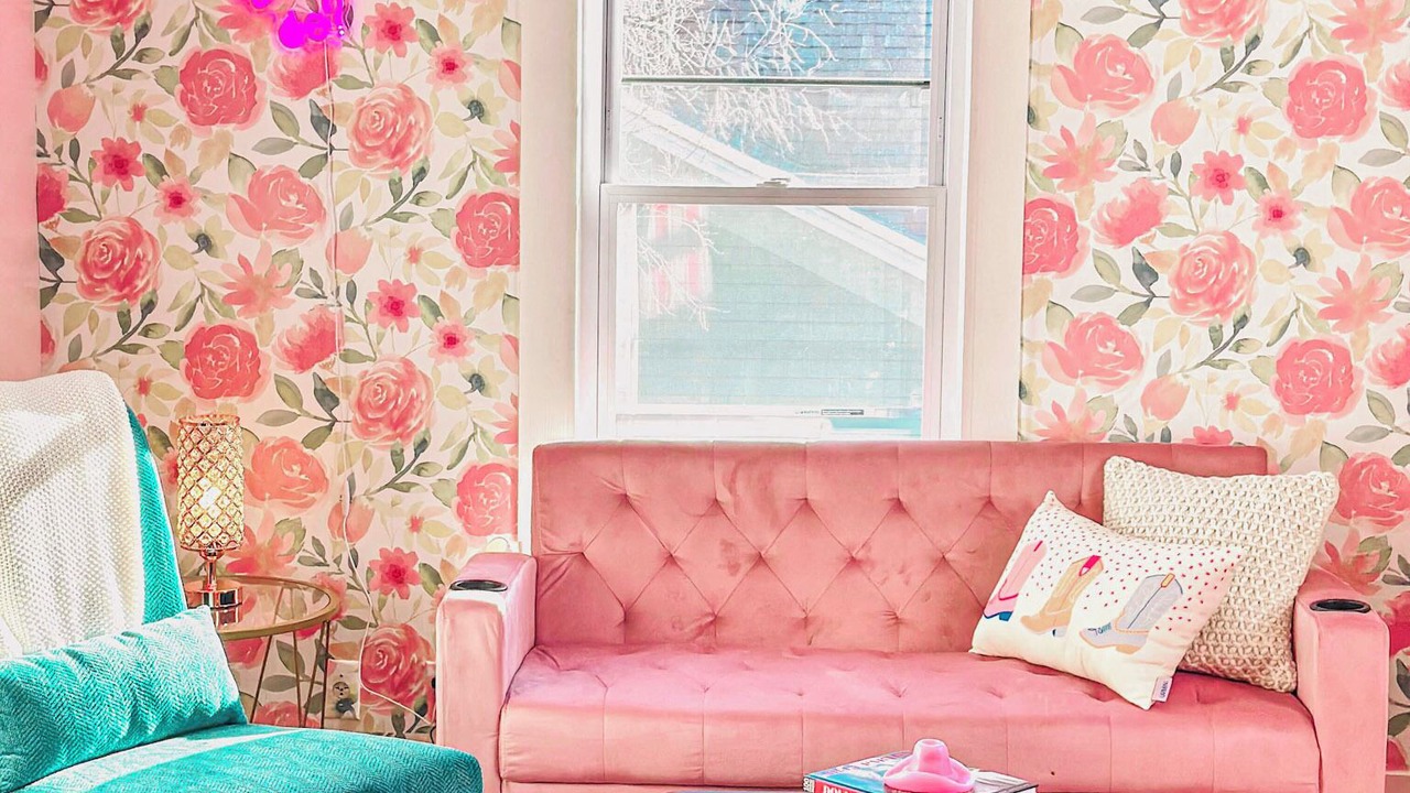 Photo of Livingroom in Russell