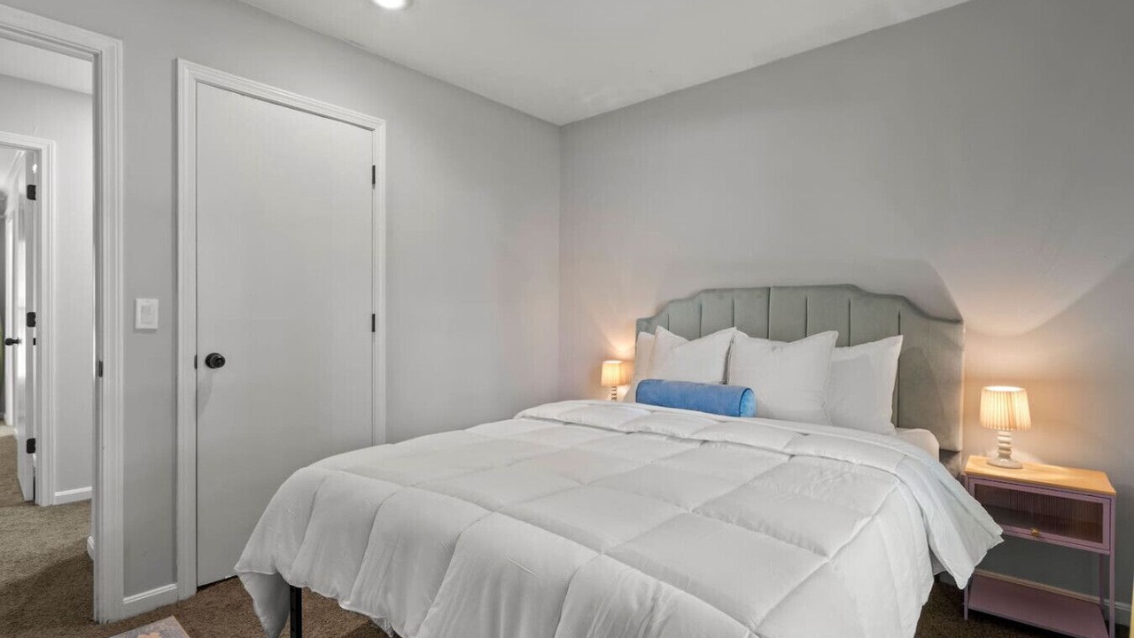 Photo of Bedroom in Overland Park