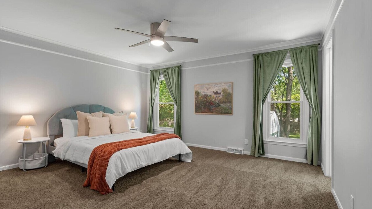 Photo of Bedroom in Overland Park