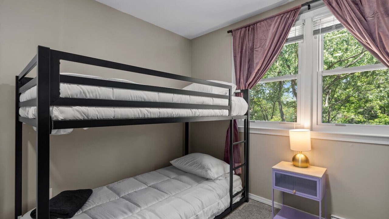 Photo of Bedroom in Overland Park