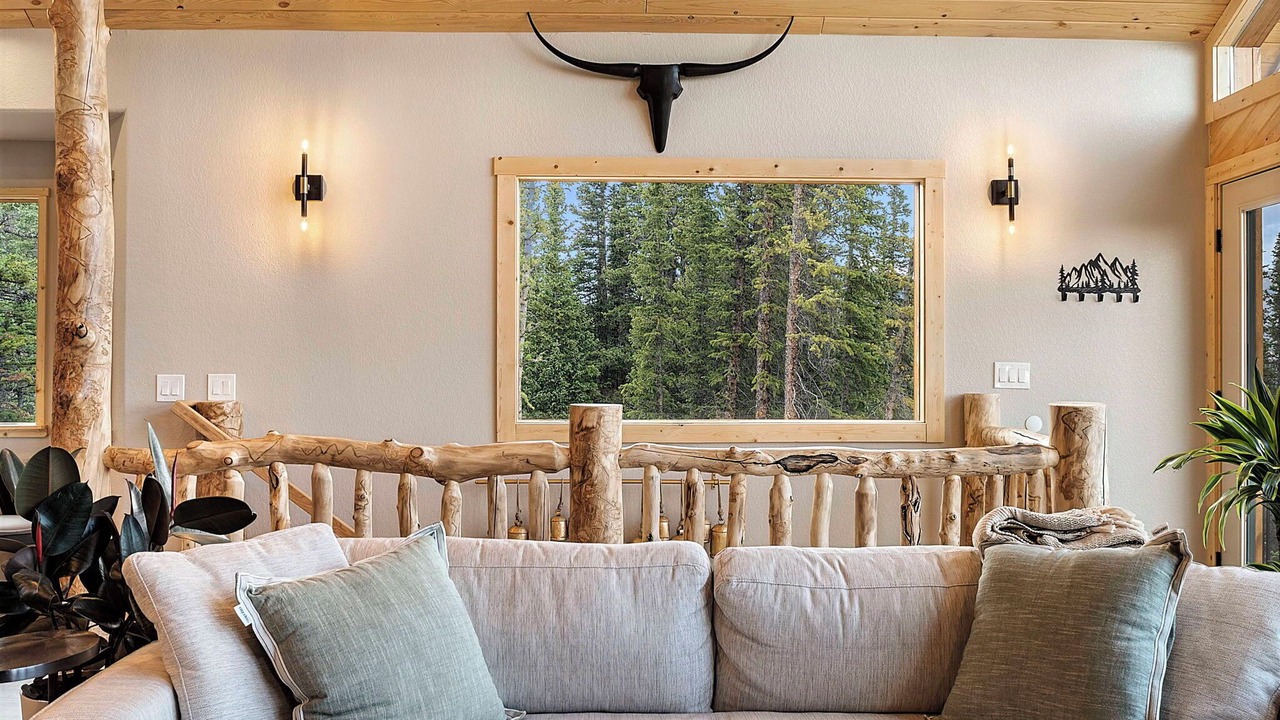 Photo of Livingroom in Valley of the Sun