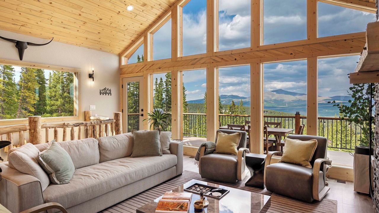 Photo of Livingroom in Valley of the Sun