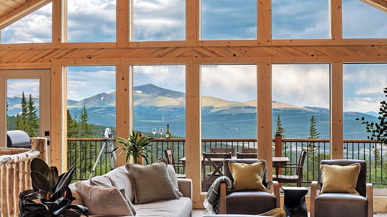 Photo of Livingroom in Valley of the Sun