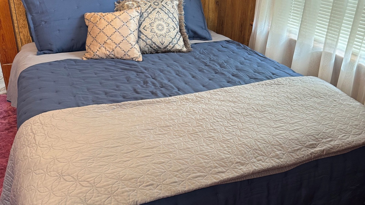 Photo of Bedroom in Mitchell County