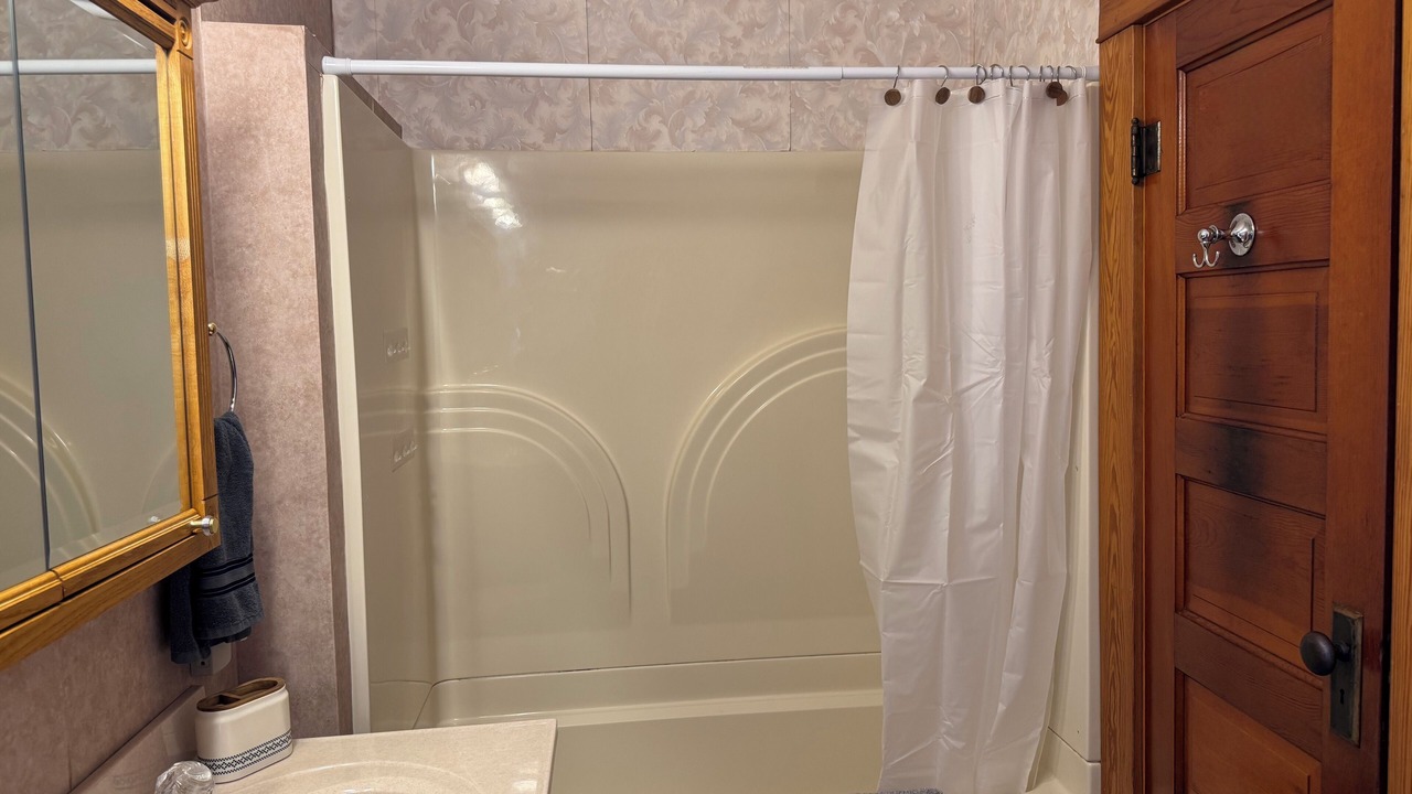 Photo of Bathroom in Mitchell County
