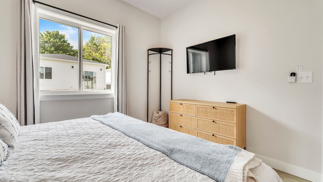 Photo of Bedroom in Spirit Lake