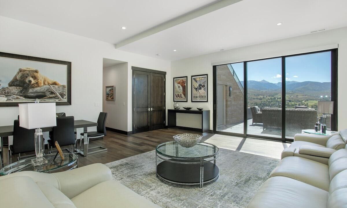 Photo of Bedroom in Edwards