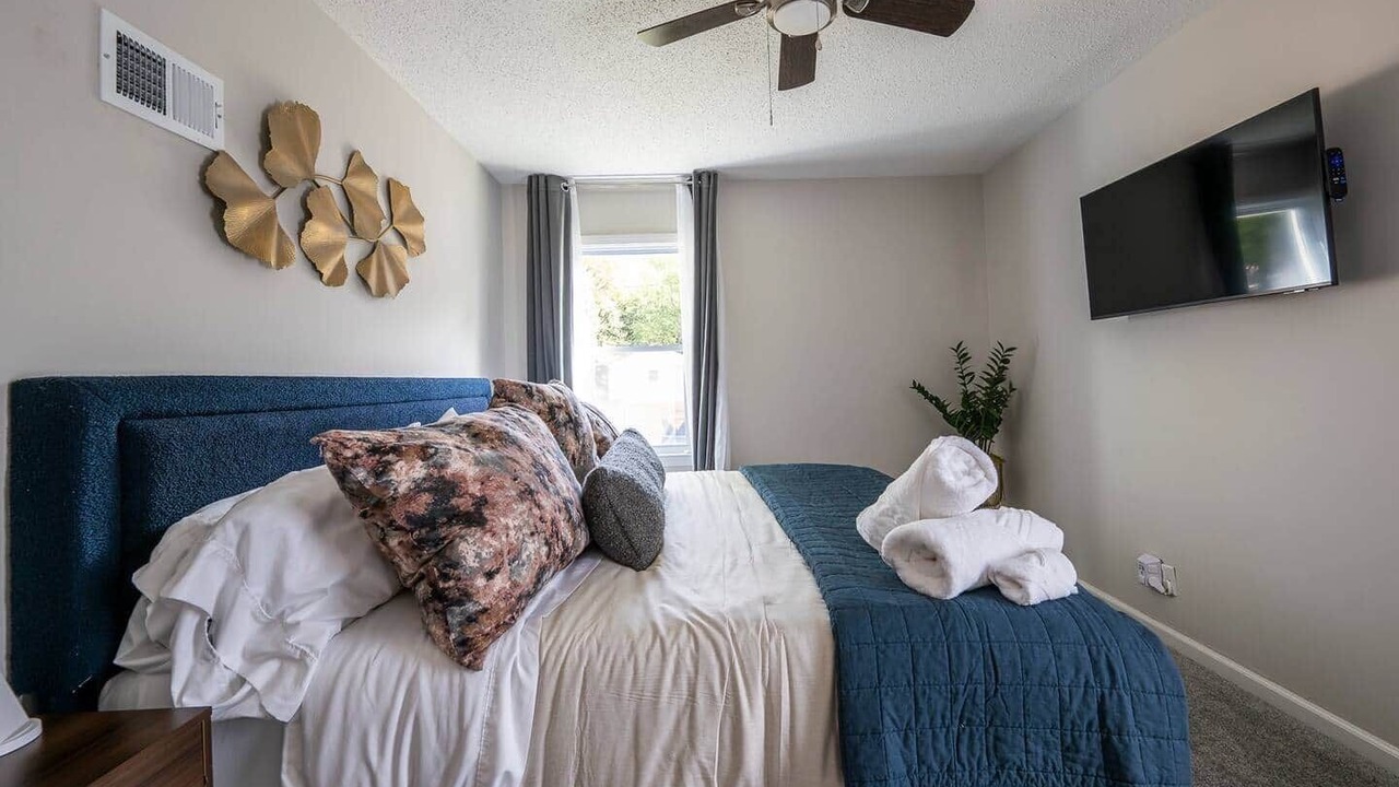 Photo of Bedroom in Lee's Summit