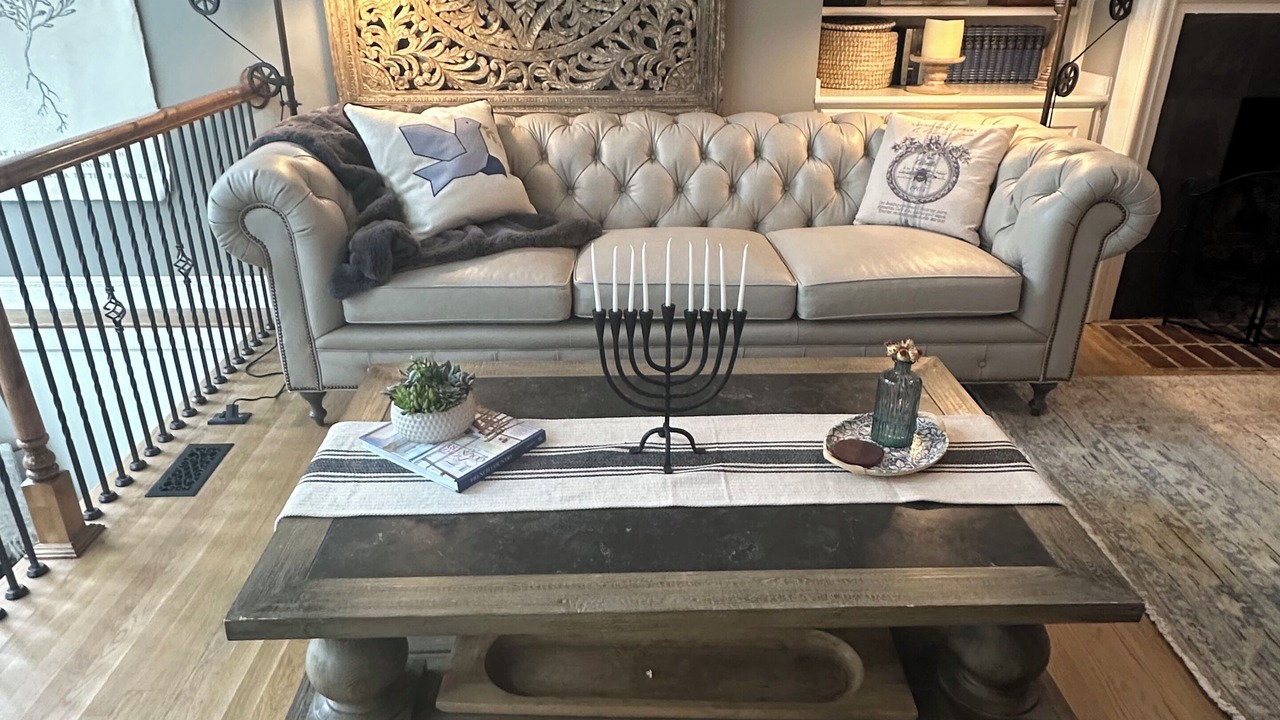 Photo of Livingroom in Leawood