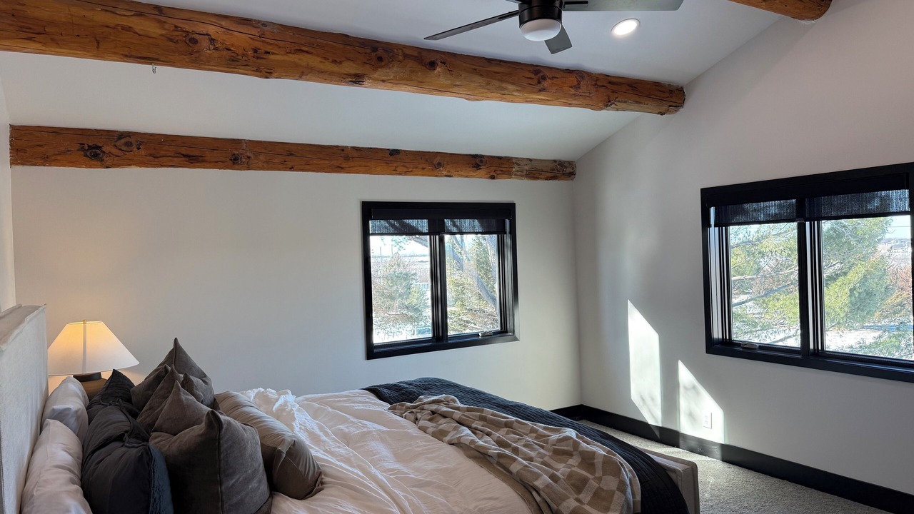 Photo of Bedroom in Elkhorn