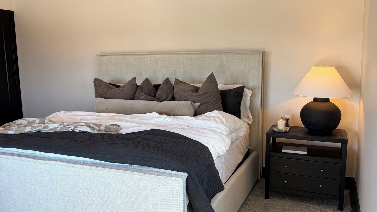Photo of Bedroom in Elkhorn