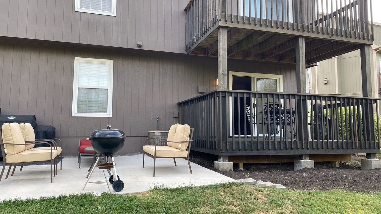 Photo of Patio Balcony in Lawrence