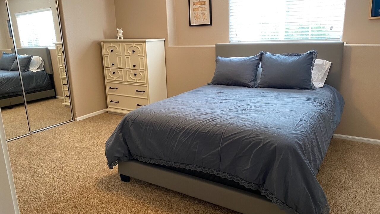 Photo of Bedroom in Lawrence