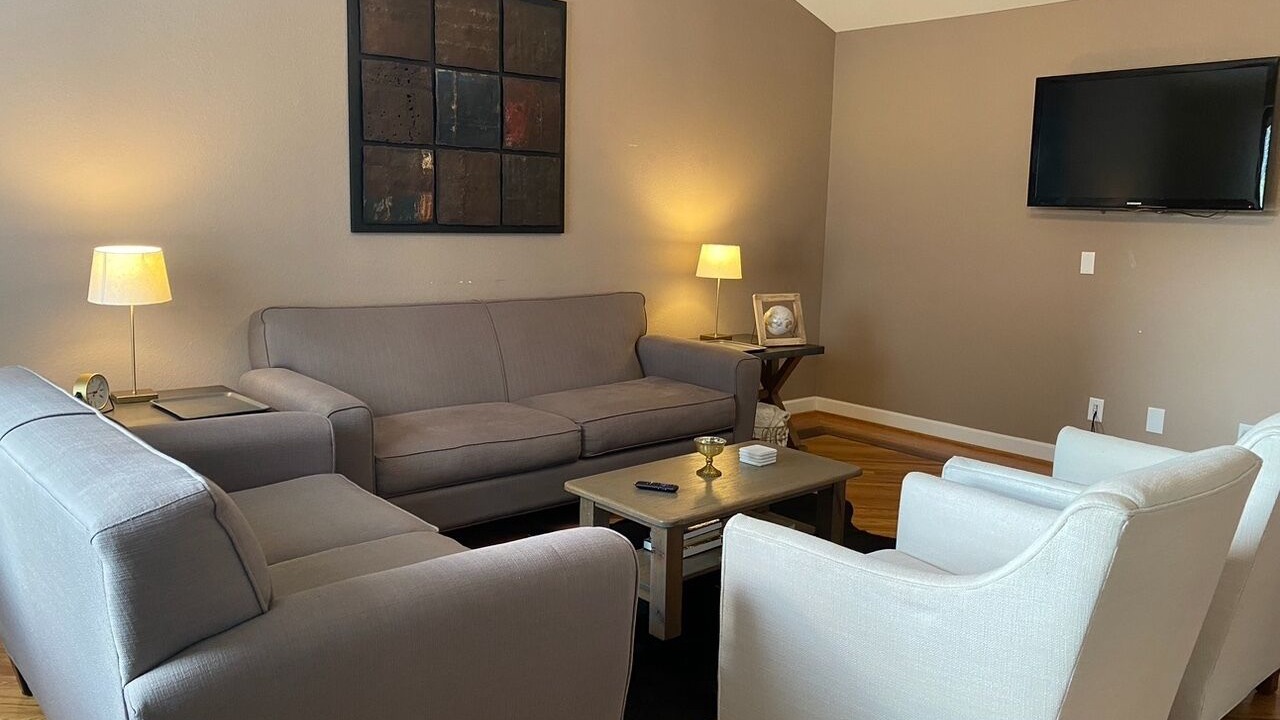 Photo of Livingroom in Lawrence