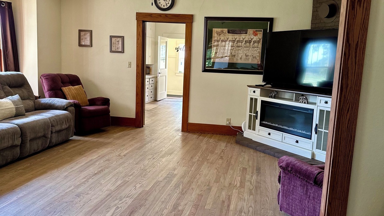 Photo of Livingroom in Ellsworth County
