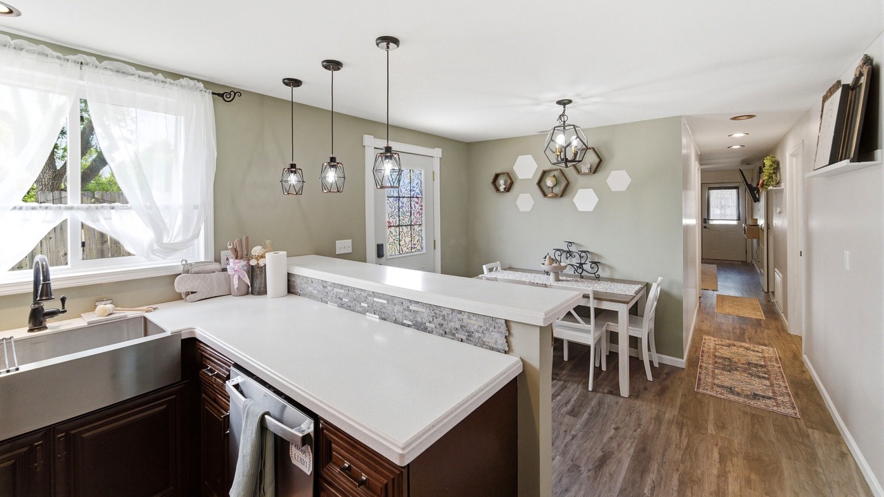 Photo of Kitchen in Garden City