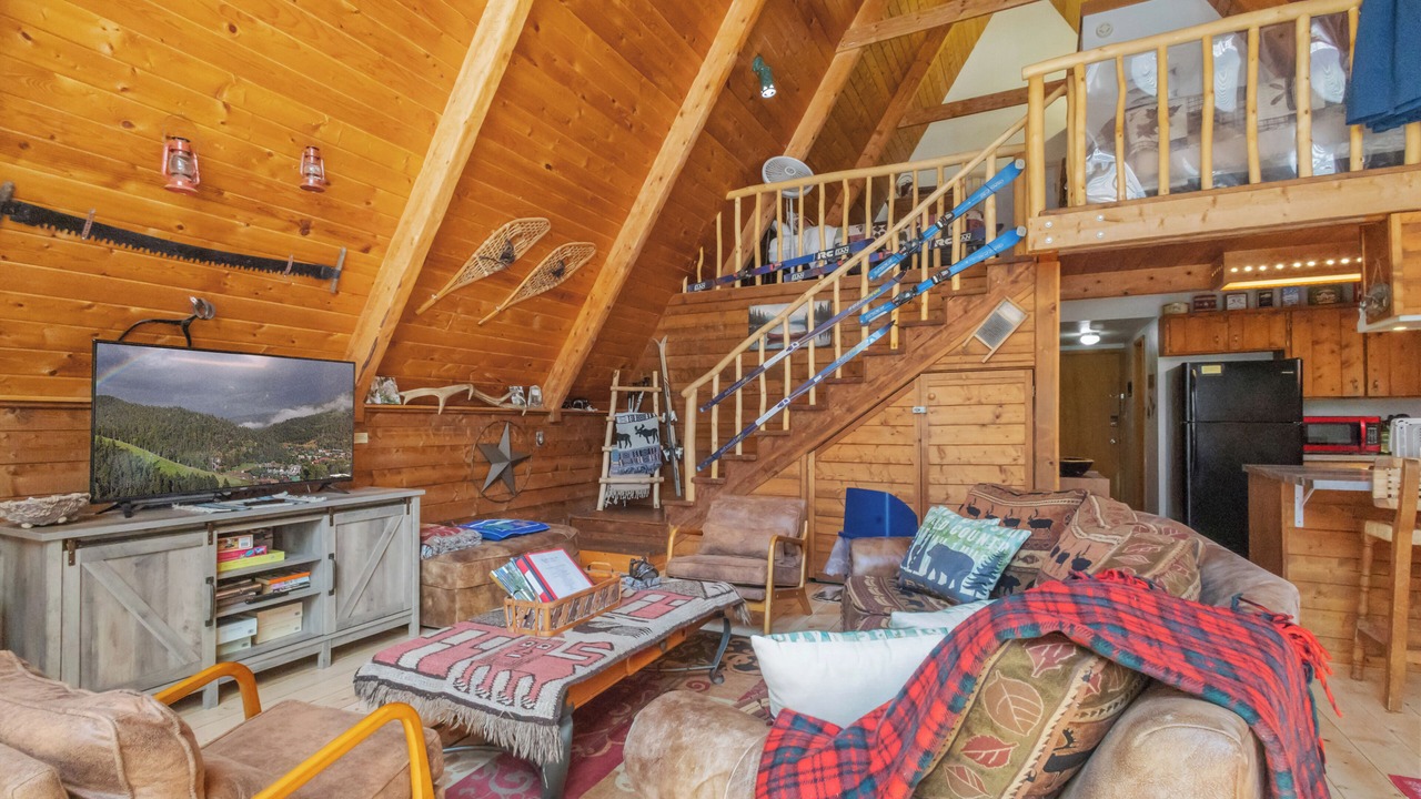 Photo of Livingroom in Red River